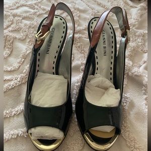 Black Gianni Bini heels Size 8